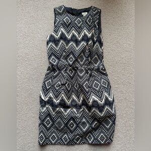 J Crew Sheath Dress Aztec Ikat Tribal Print With Pockets 
Size 2 Petite